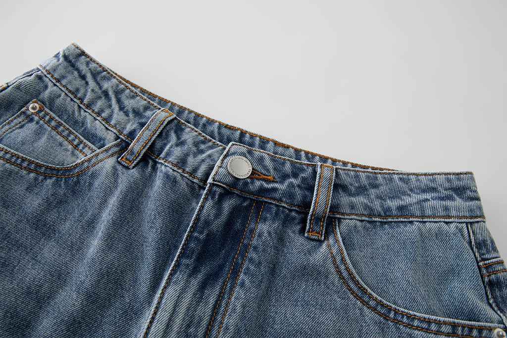 Nord & Sage – Elegante High-Waist Flared Jeans mit Beinverlängerungseffekt (Sommer 2025)